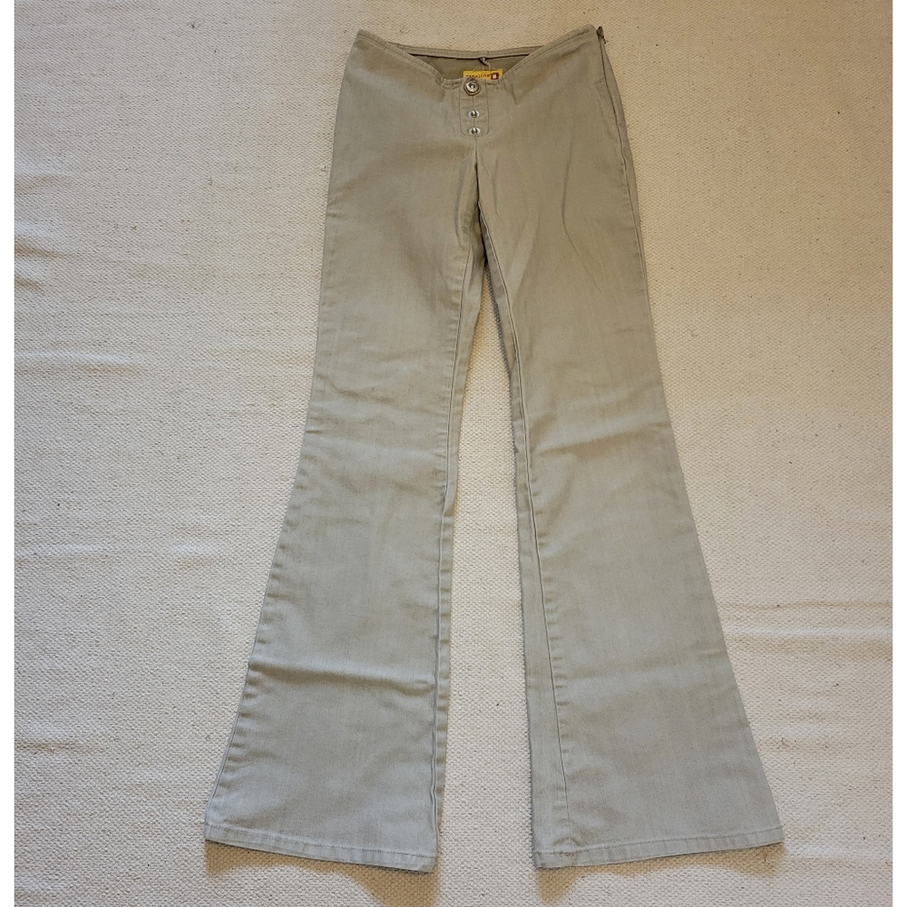VNT womens low rise flare gasoline tan color pants Size 3 gasoline brand